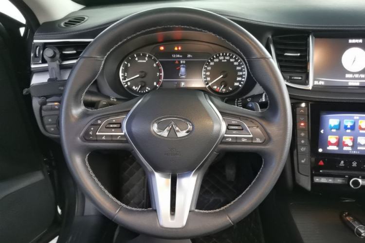 Used Infiniti QX50 2018 2.0T Two-Wheel Drive Fashion Edition Steering Wheel