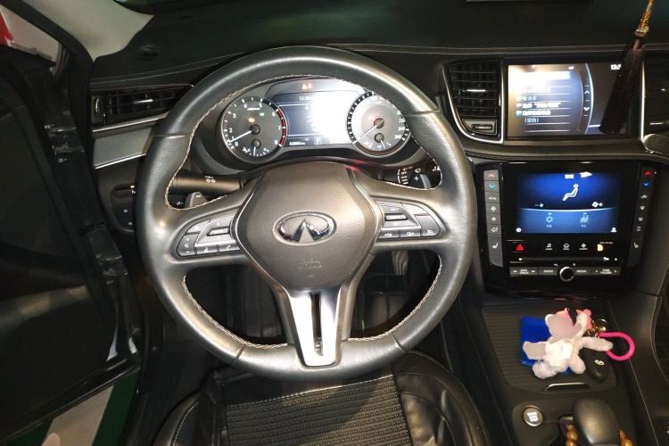 Used Infiniti QX50 2018 2.0T Two-Wheel Drive Fashion Edition Steering Wheel