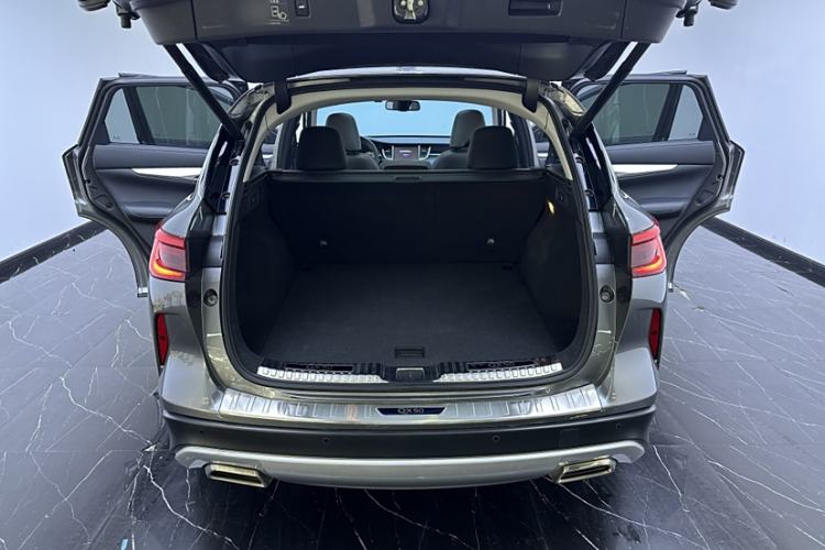 Used Infiniti QX50 2018 2.0T Four-Wheel Drive Smart Edition Trunk