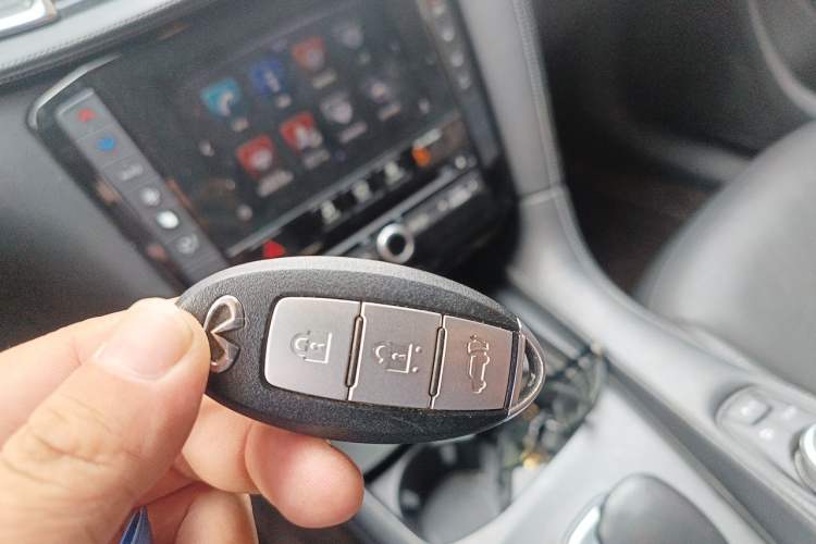 Used Infiniti QX50 2018 2.0T Two-Wheel-Drive Elite Edition Vehicle Key