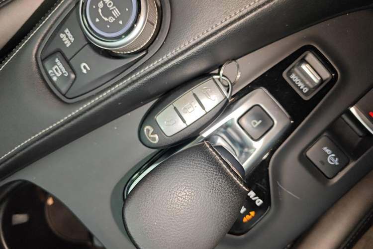Used Infiniti QX50 2018 2.0T Four-Wheel Drive Elite Edition Vehicle Key