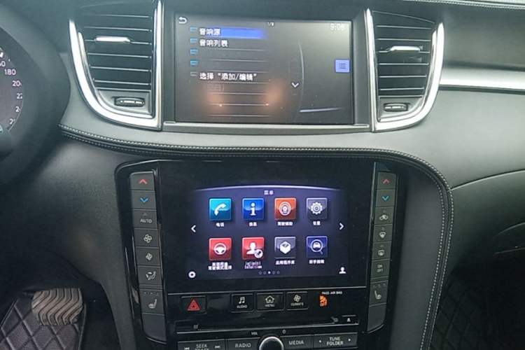 Used Infiniti QX50 2018 2.0T Two-Wheel Drive Fashion Edition Audio And AC Panel