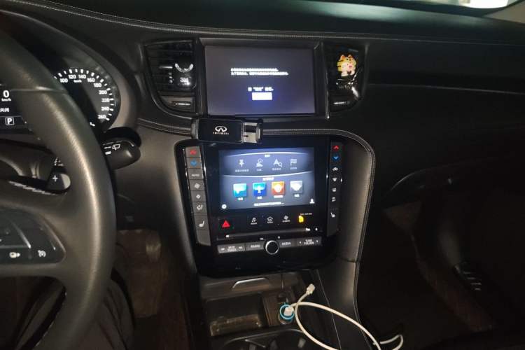 Used Infiniti QX50 2018 2.0T Four-Wheel Drive Elite Edition Audio And AC Panel