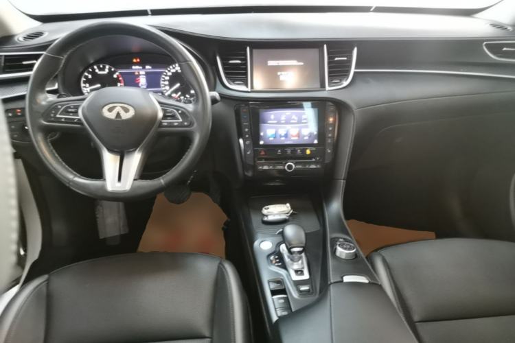 Used Infiniti QX50 2018 2.0T Four-Wheel Drive Smart Edition Center Console
