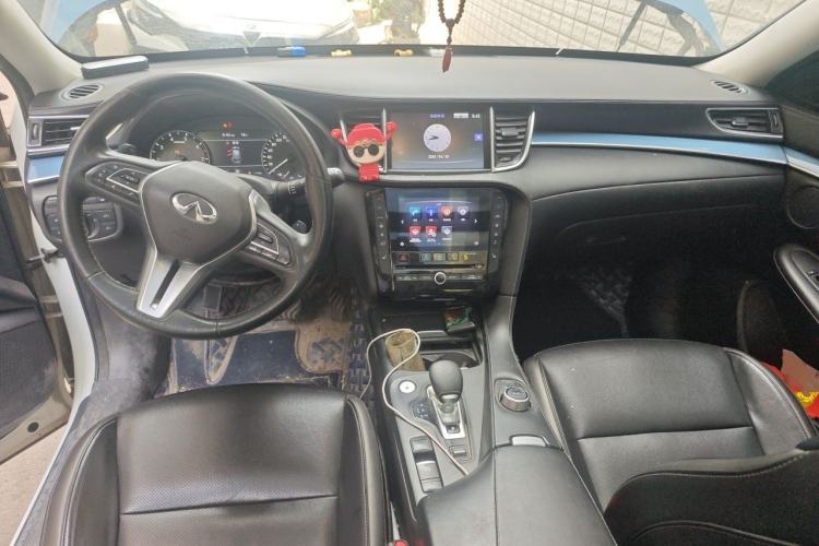 Used Infiniti QX50 2018 2.0T Two-Wheel Drive Fashion Edition Center Console