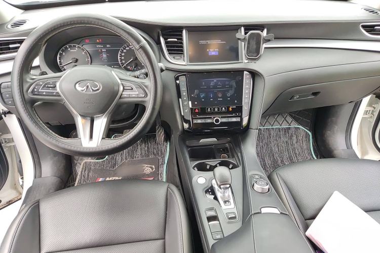 Used Infiniti QX50 2018 2.0T Four-Wheel Drive Elite Edition Center Console