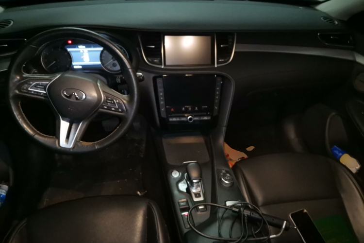 Used Infiniti QX50 2018 2.0T Four-Wheel Drive Smart Edition Center Console