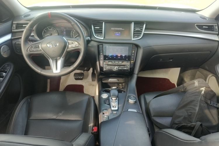 Used Infiniti QX50 2018 2.0T Four-Wheel Drive Elite Edition Center Console