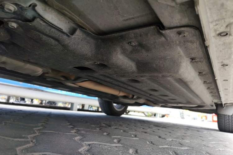 Used Infiniti QX50 2018 2.0T Two-Wheel-Drive Elite Edition Chassis Front Left