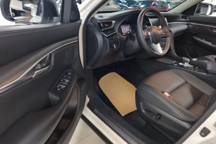 Used Infiniti QX50 2018 2.0T Two-Wheel-Drive Elite Edition Driver Seat
