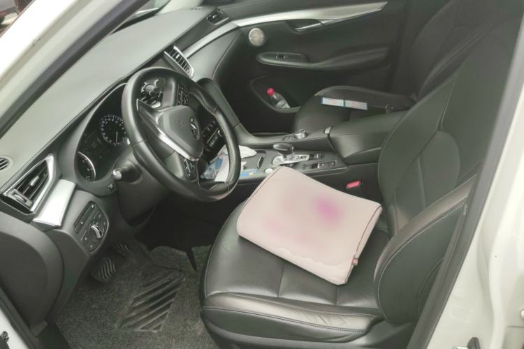 Used Infiniti QX50 2018 2.0T Two-Wheel Drive Fashion Edition Driver Seat