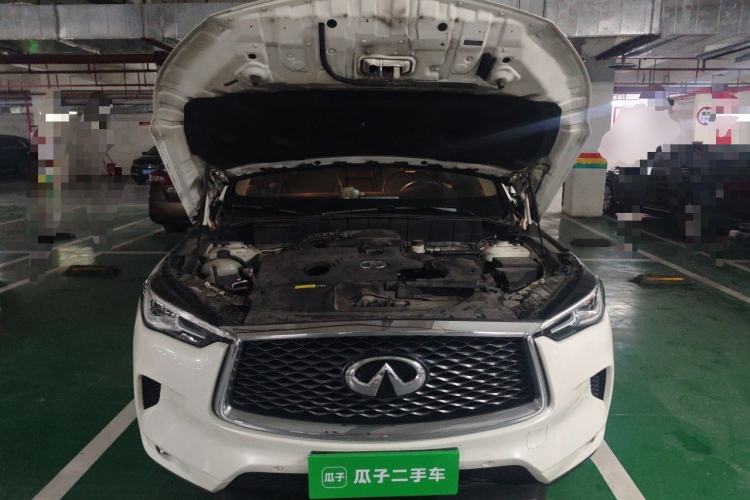 Used Infiniti QX50 2018 2.0T Two-Wheel Drive Fashion Edition Engine Bay