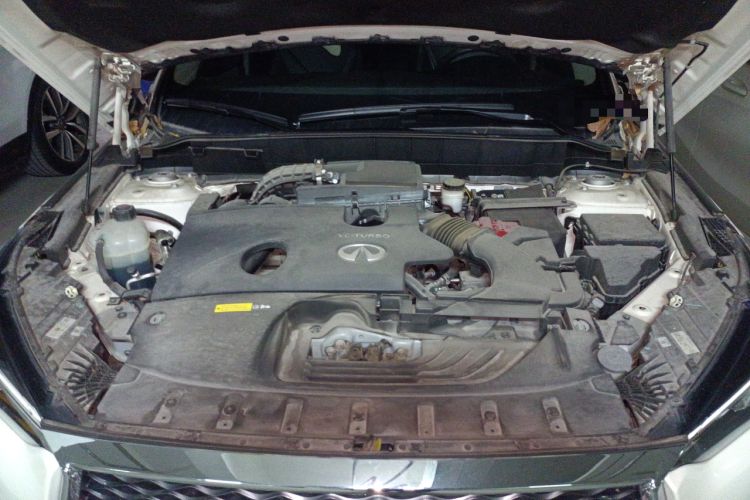 Used Infiniti QX50 2018 2.0T Four-Wheel Drive Elite Edition Engine Bay