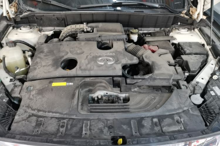 Used Infiniti QX50 2018 2.0T Four-Wheel Drive Smart Edition Engine Bay