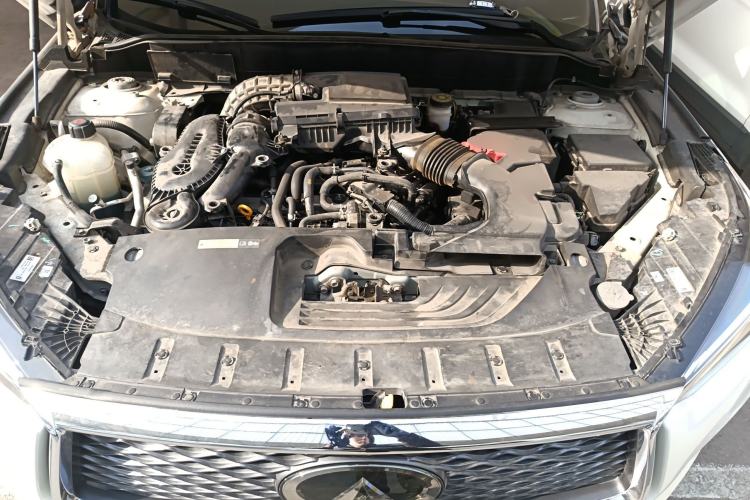 Used Infiniti QX50 2018 2.0T Four-Wheel Drive Smart Edition Engine Bay