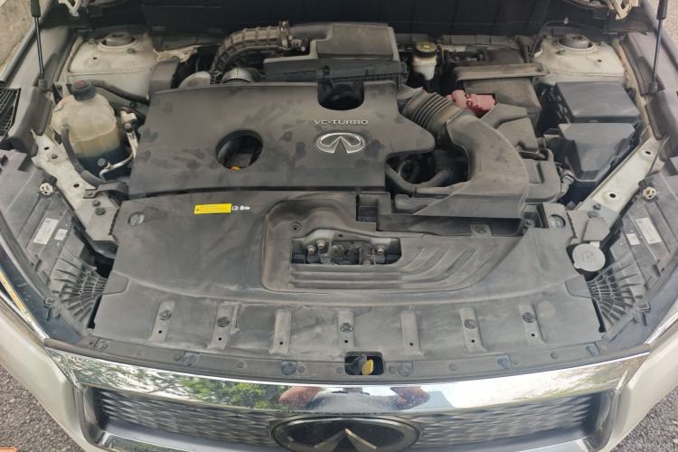 Used Infiniti QX50 2018 2.0T Four-Wheel Drive Flagship Edition Engine Bay