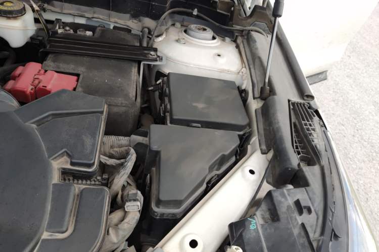 Used Infiniti QX50 2018 2.0T Four-Wheel Drive Elite Edition Engine Bay Left