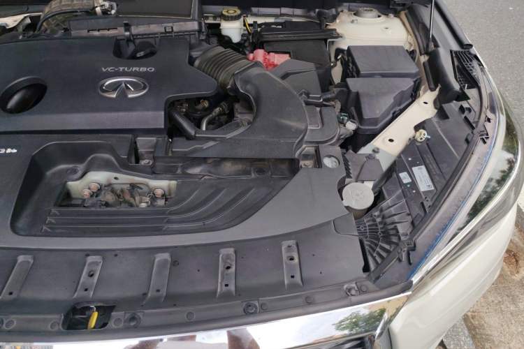 Used Infiniti QX50 2018 2.0T Four-Wheel Drive Elite Edition Engine Bay Left