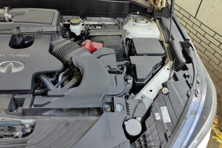 Used Infiniti QX50 2018 2.0T Four-Wheel Drive Elite Edition Engine Bay Left