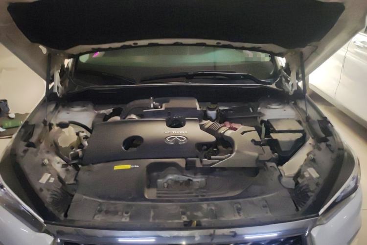 Used Infiniti QX50 2018 2.0T Four-Wheel Drive Elite Edition Engine Bay