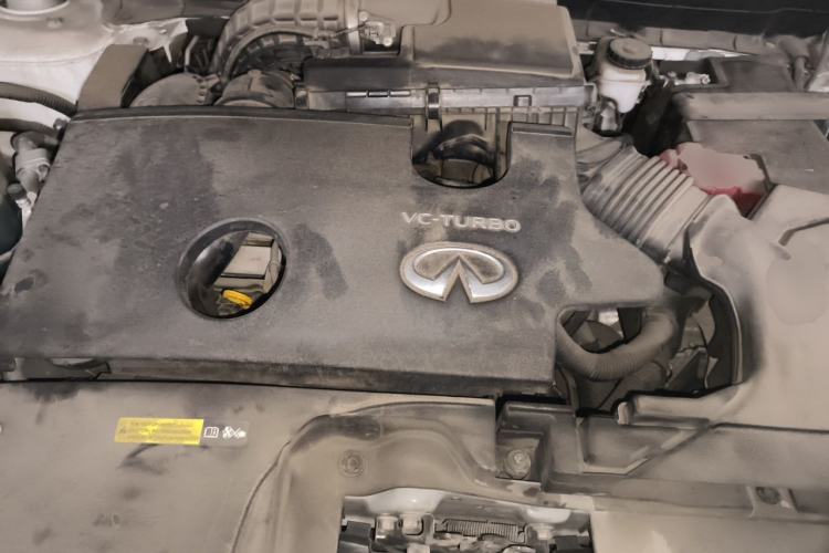 Used Infiniti QX50 2018 2.0T Four-Wheel Drive Elite Edition Engine Bay