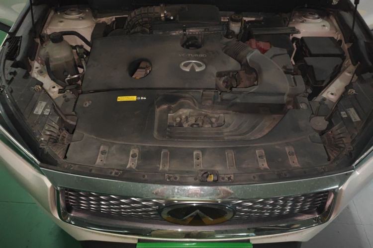 Used Infiniti QX50 2018 2.0T Four-Wheel Drive Luxury Edition Engine Bay