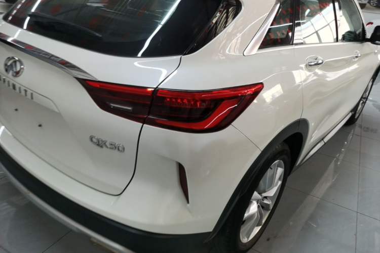 Used Infiniti QX50 2018 2.0T Four-Wheel Drive Smart Edition Exterior 3