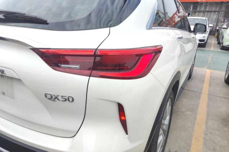 Used Infiniti QX50 2018 2.0T Four-Wheel Drive Elite Edition Exterior 3