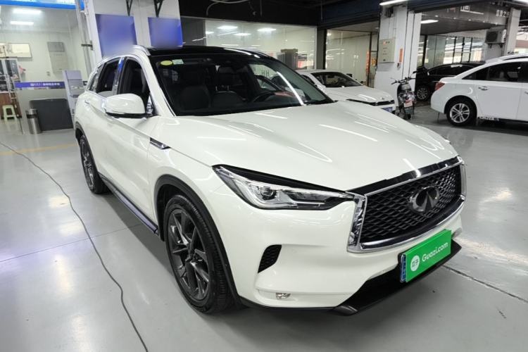 Used Infiniti QX50 2018 2.0T Four-Wheel Drive Smart Edition Front Right 45 Deg