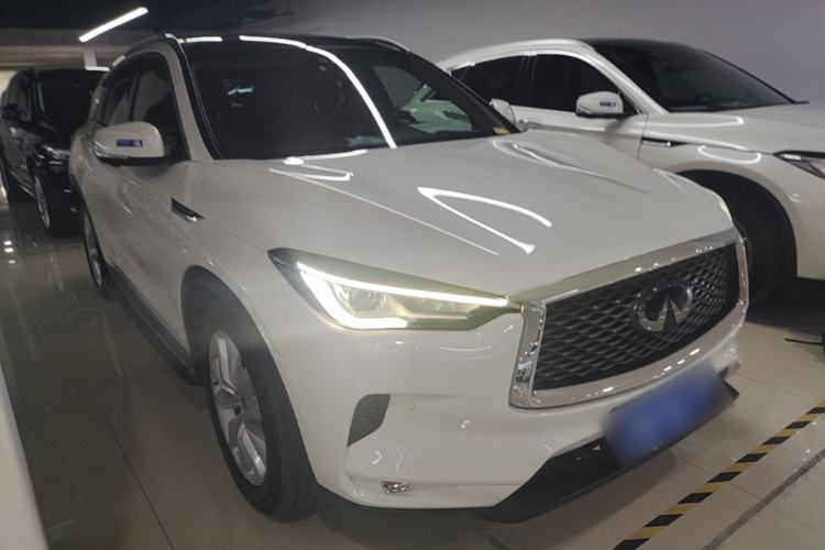 Used Infiniti QX50 2018 2.0T Four-Wheel Drive Smart Edition Front Right 45 Deg