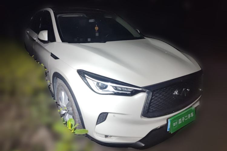 Used Infiniti QX50 2018 2.0T Four-Wheel Drive Elite Edition Front Right 45 Deg