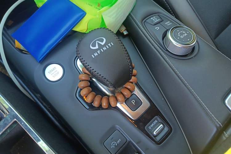 Used Infiniti QX50 2018 2.0T Four-Wheel Drive Elite Edition Gear Lever