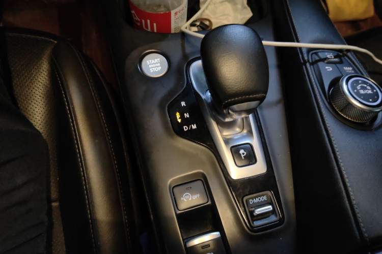 Used Infiniti QX50 2018 2.0T Four-Wheel Drive Elite Edition Gear Lever