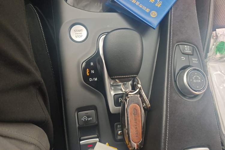 Used Infiniti QX50 2018 2.0T Four-Wheel Drive Flagship Edition Gear Lever