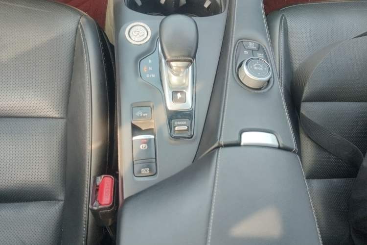 Used Infiniti QX50 2018 2.0T Four-Wheel Drive Elite Edition Gear Lever