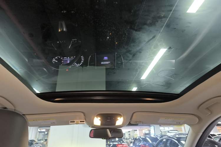 Used Infiniti QX50 2018 2.0T Four-Wheel Drive Smart Edition Headliner