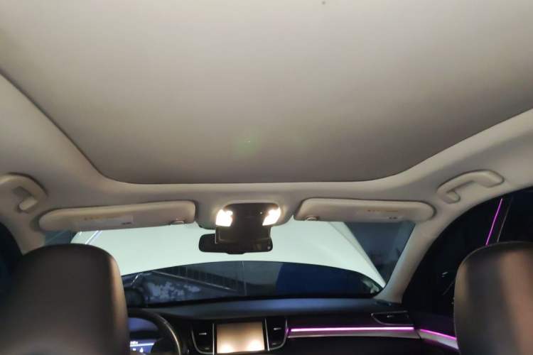 Used Infiniti QX50 2018 2.0T Four-Wheel Drive Elite Edition Headliner