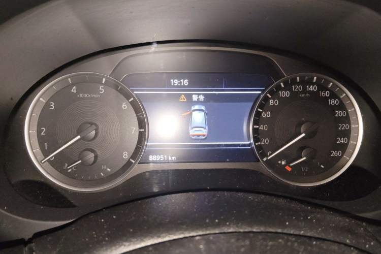 Used Infiniti QX50 2018 2.0T Two-Wheel Drive Fashion Edition Instrument Cluster