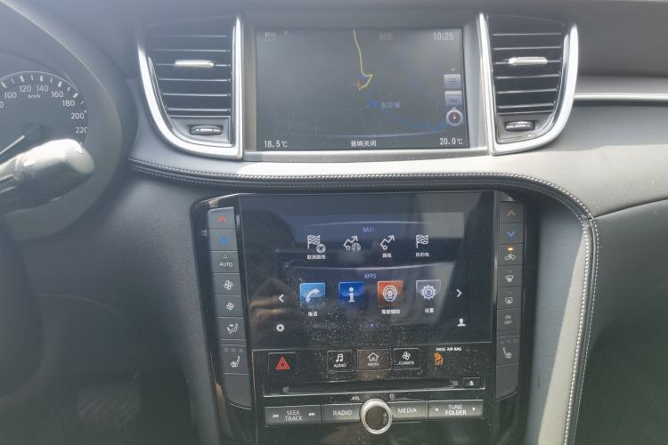 Used Infiniti QX50 2018 2.0T Four-Wheel Drive Elite Edition Interior 10