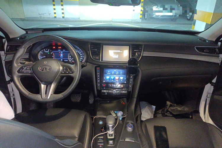 Used Infiniti QX50 2018 2.0T Four-Wheel Drive Elite Edition Interior 2