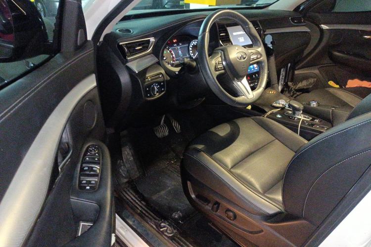 Used Infiniti QX50 2018 2.0T Four-Wheel Drive Elite Edition Interior 3