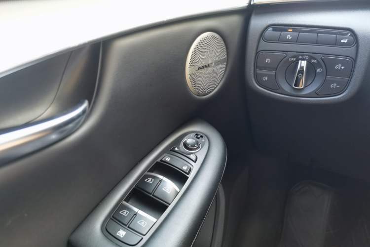 Used Infiniti QX50 2018 2.0T Four-Wheel Drive Elite Edition Interior 7