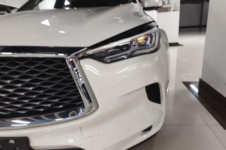 Used Infiniti QX50 2018 2.0T Two-Wheel-Drive Elite Edition Left Front Headlight