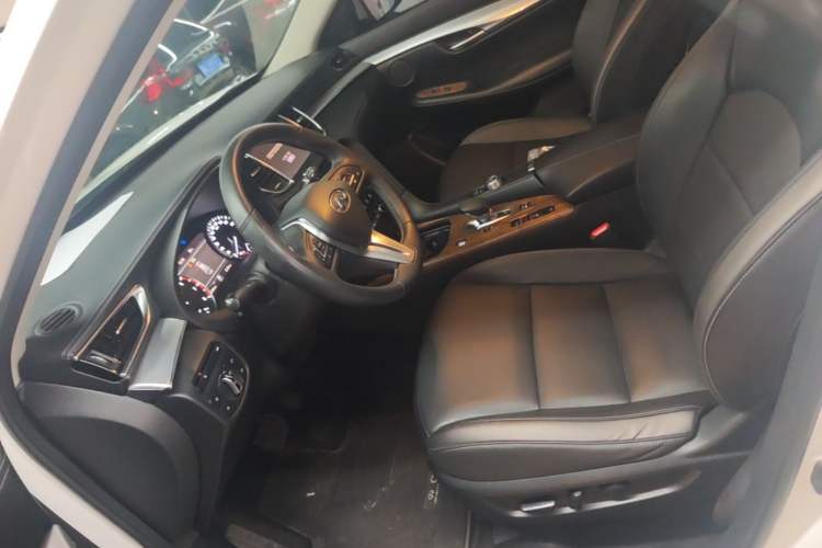 Used Infiniti QX50 2018 2.0T Four-Wheel Drive Elite Edition Left Front Seat