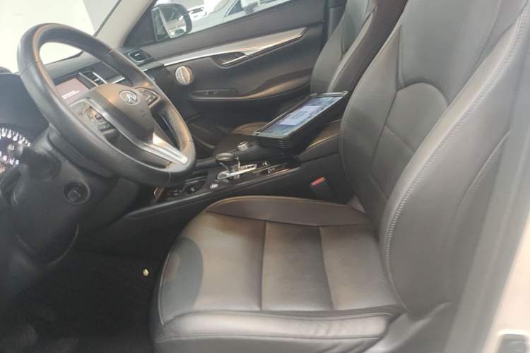 Used Infiniti QX50 2018 2.0T Four-Wheel Drive Smart Edition Left Front Seat