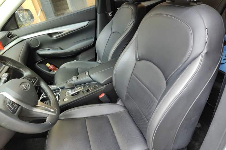 Used Infiniti QX50 2018 2.0T Four-Wheel Drive Elite Edition Left Front Seat