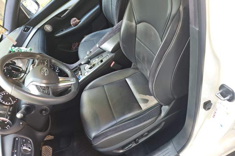 Used Infiniti QX50 2018 2.0T Four-Wheel Drive Luxury Edition Left Front Seat