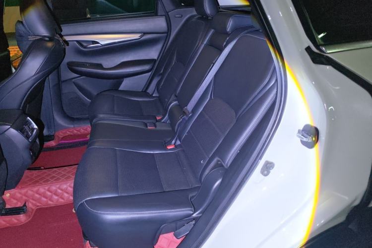 Used Infiniti QX50 2018 2.0T Two-Wheel Drive Fashion Edition Left Rear Seat