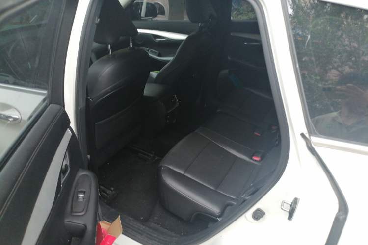 Used Infiniti QX50 2018 2.0T Four-Wheel Drive Elite Edition Left Rear Seat