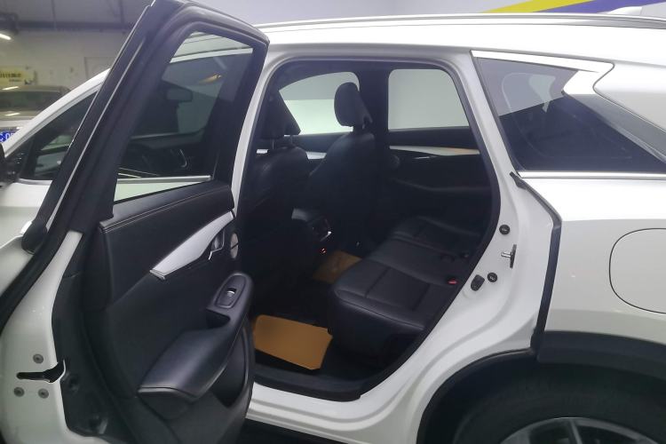 Used Infiniti QX50 2018 2.0T Four-Wheel Drive Smart Edition Left Rear Seat